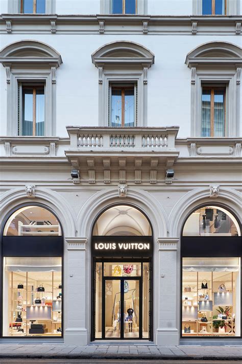 lv firenze|negozio louis vuitton firenze.